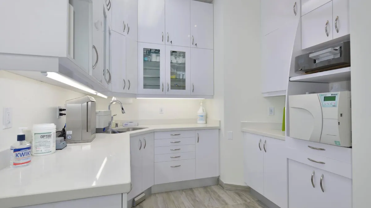Dental lab area at Mint32 Denistry